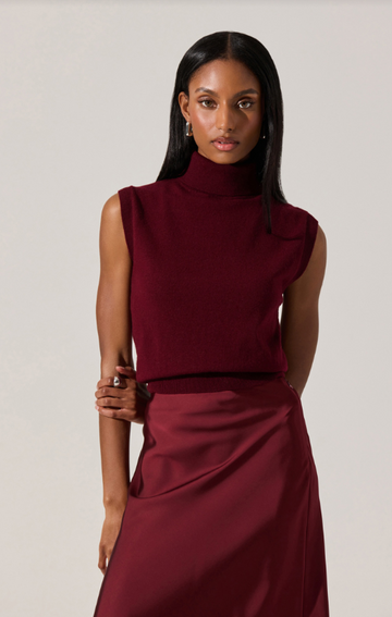 ASTR Avah Sleeveless Knit Sweater