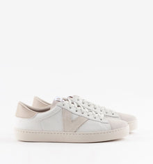 Victoria Sneakers