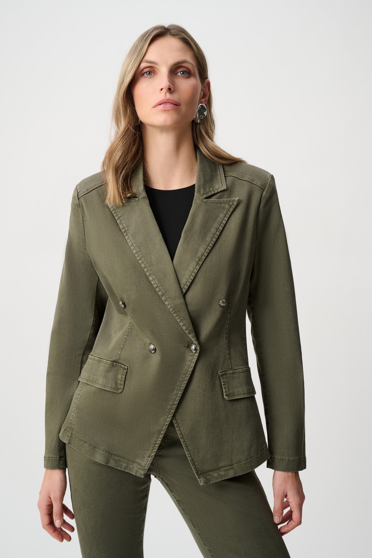 JOSEPH Ribkoff Avocado Blazer in olive green with double breasted buttons and flap pockets