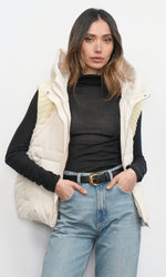 Douglas Ribbed Puffer Hooded Vest