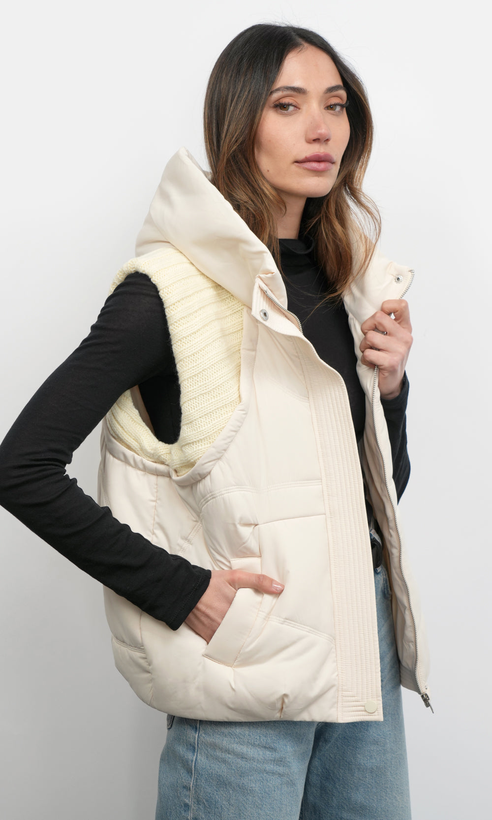 Douglas Ribbed Puffer Hooded Vest