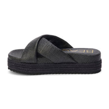 Hali Sandal