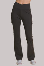 Flared Cargo Legging