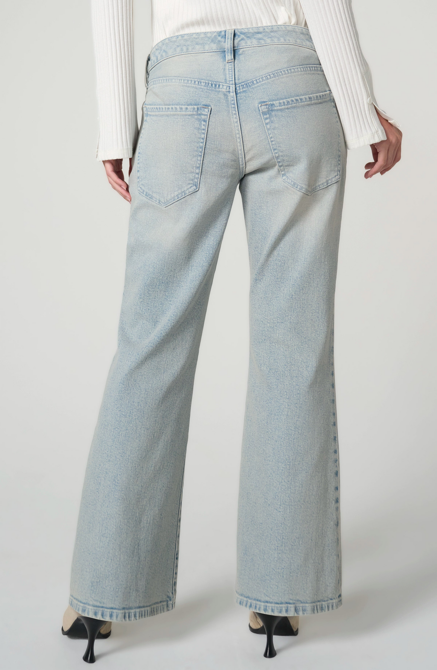 Liverpool Dakota Low Rise Loose Flare Jeans