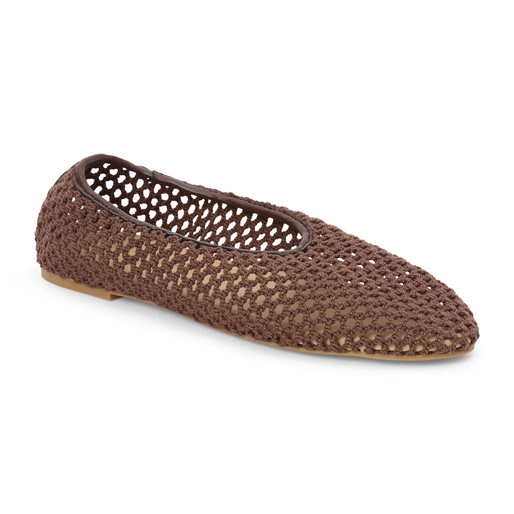Coconuts by Matisse Marta Flat