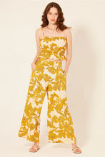 Valerie Pant