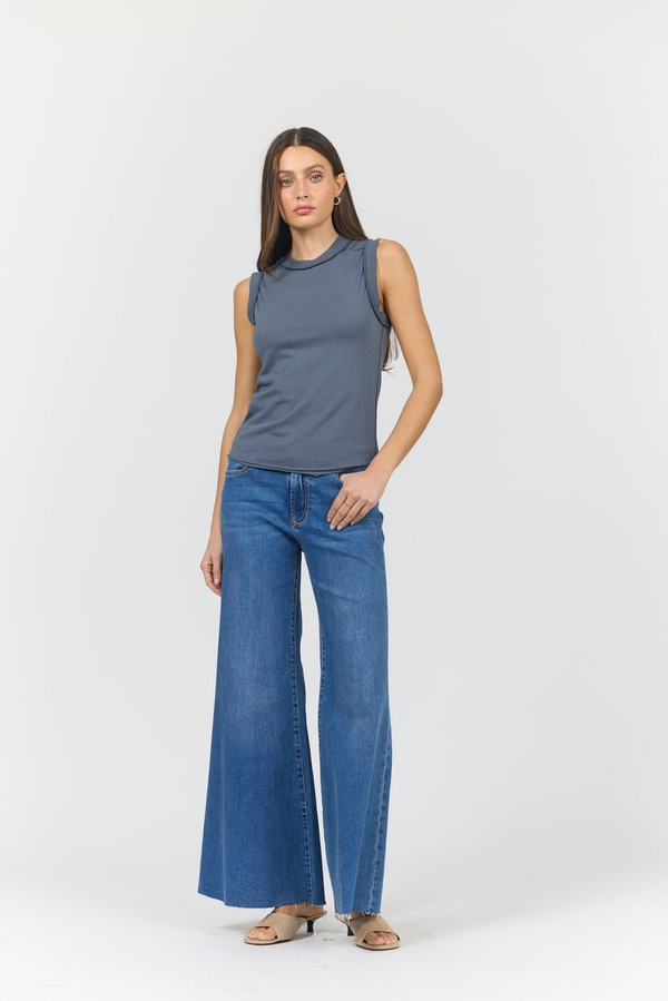 Simulated alt text for Turbulence Zo Tank for bella-jules-fashion-boutique.myshopify.com. You are an expert SEO agent. You will generate an ALT text for this image. <Product_Context> Only use the following explicitly enabled Shopify catalog context: ...
