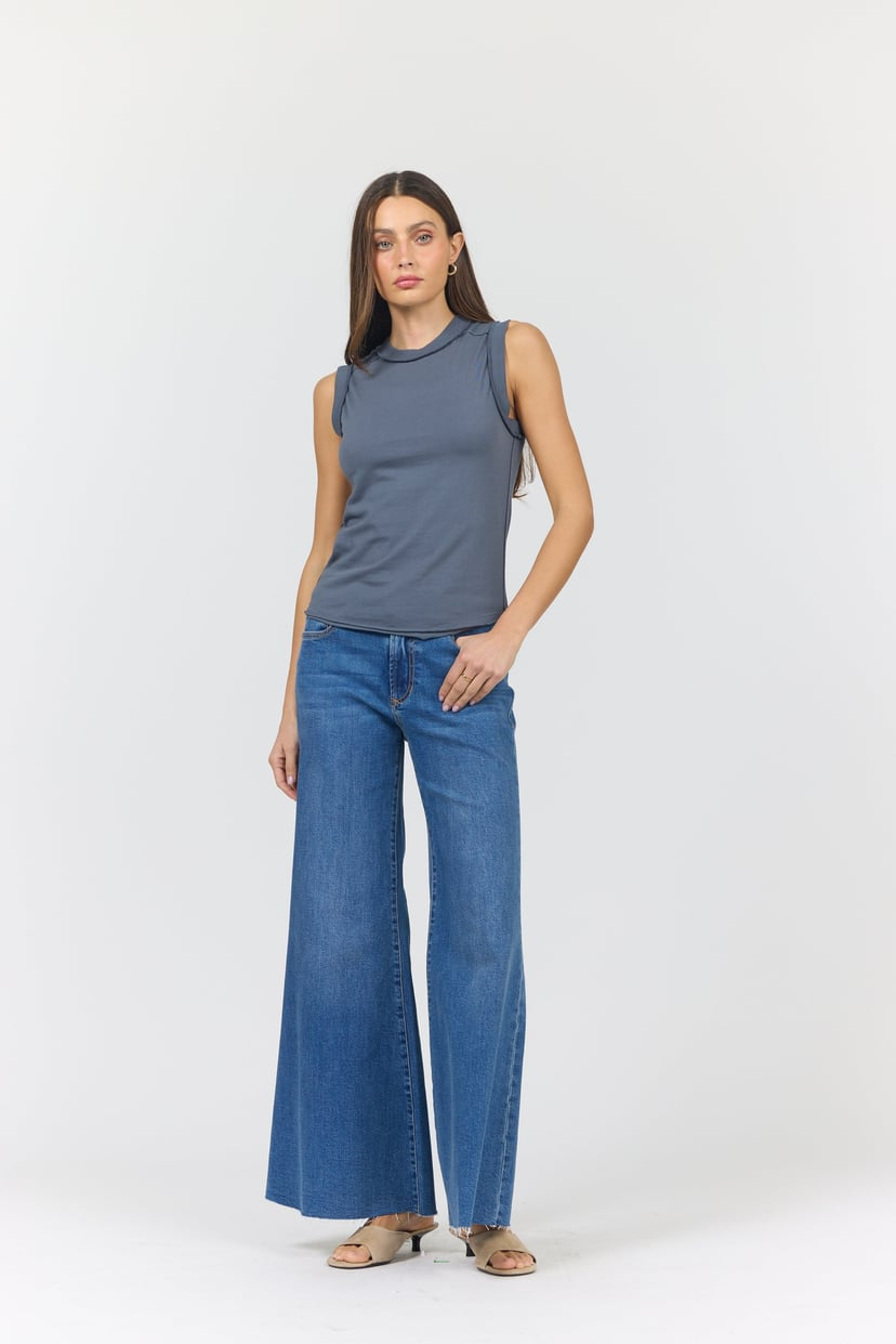 Simulated alt text for Turbulence Zo Tank for bella-jules-fashion-boutique.myshopify.com. You are an expert SEO agent. You will generate an ALT text for this image. <Product_Context> Only use the following explicitly enabled Shopify catalog context: ...