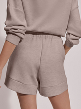 Varley Atrium High Rise Short 4.5