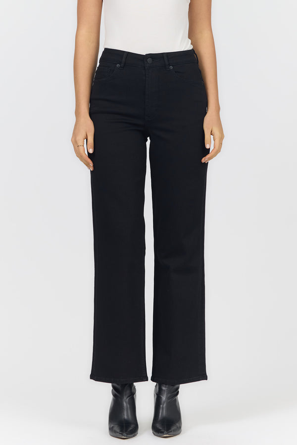 Simulated alt text for Holly Black Arrow Jeans for bella-jules-fashion-boutique.myshopify.com. You are an expert SEO agent. You will generate an ALT text for this image. <Product_Context> Only use the following explicitly enabled Shopify catalog context: ...