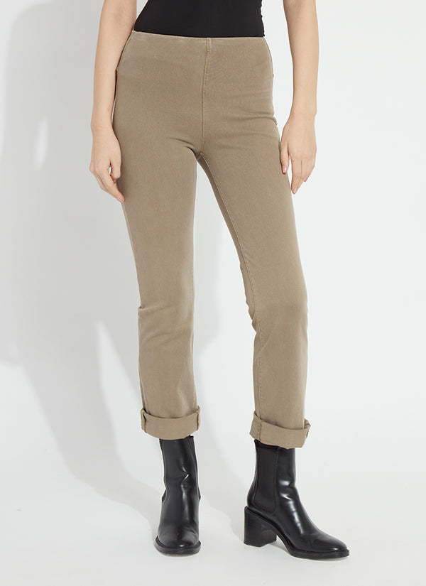 Lysse Everwood Boyfriend Denim taupe pants with rolled cuffs and black ankle boots