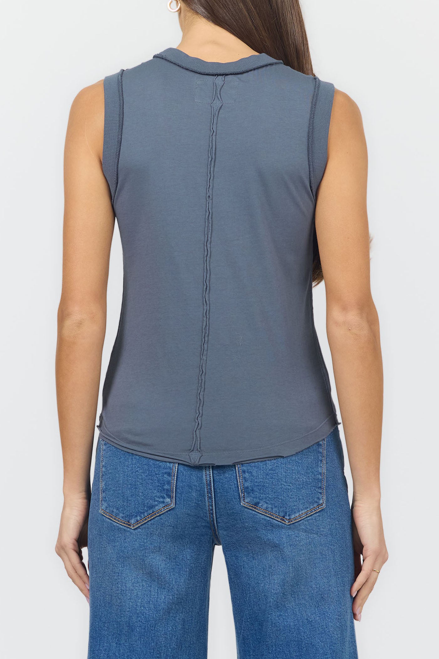 Simulated alt text for Turbulence Zo Tank for bella-jules-fashion-boutique.myshopify.com. You are an expert SEO agent. You will generate an ALT text for this image. <Product_Context> Only use the following explicitly enabled Shopify catalog context: ...