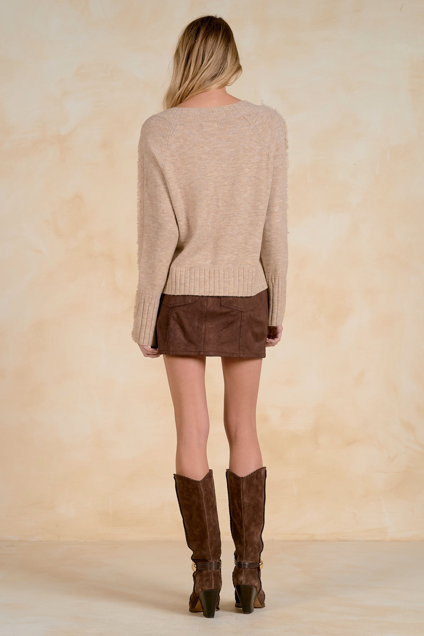 Elan Simply Stone beige V-neck sweater, back view